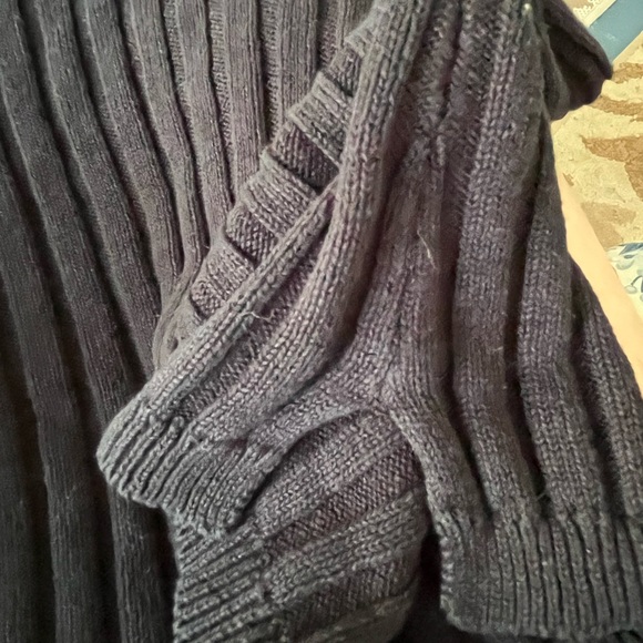 Telluride Clothing Co  Black  v-neck long sleeve ribbed sweater - Picture 12 of 15